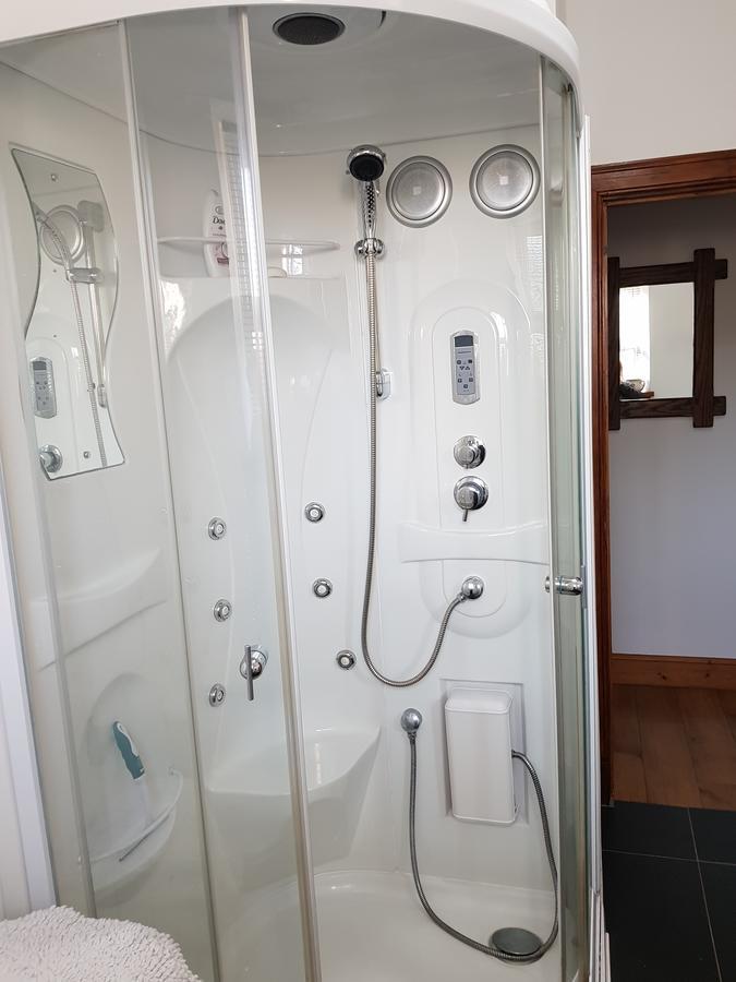 Room @ Jasmine Cottage Bathgate Exterior foto